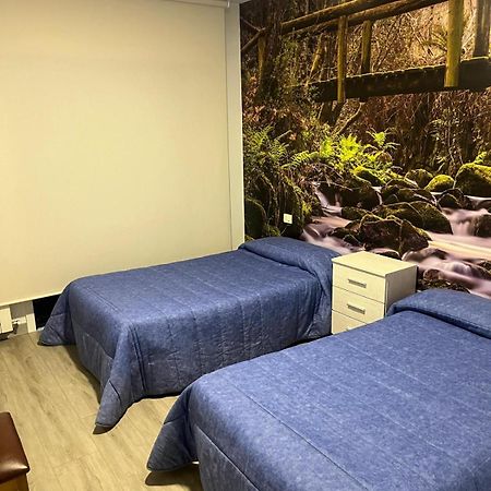 Hostal Y Albergue Carpinteiras Rodeiro Eksteriør billede
